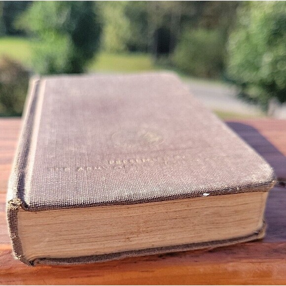 Vintage NEW TESTAMENT PROTESTANT VERSION To ARMY 1941-42 Hardbound Bible - Picture 12 of 13